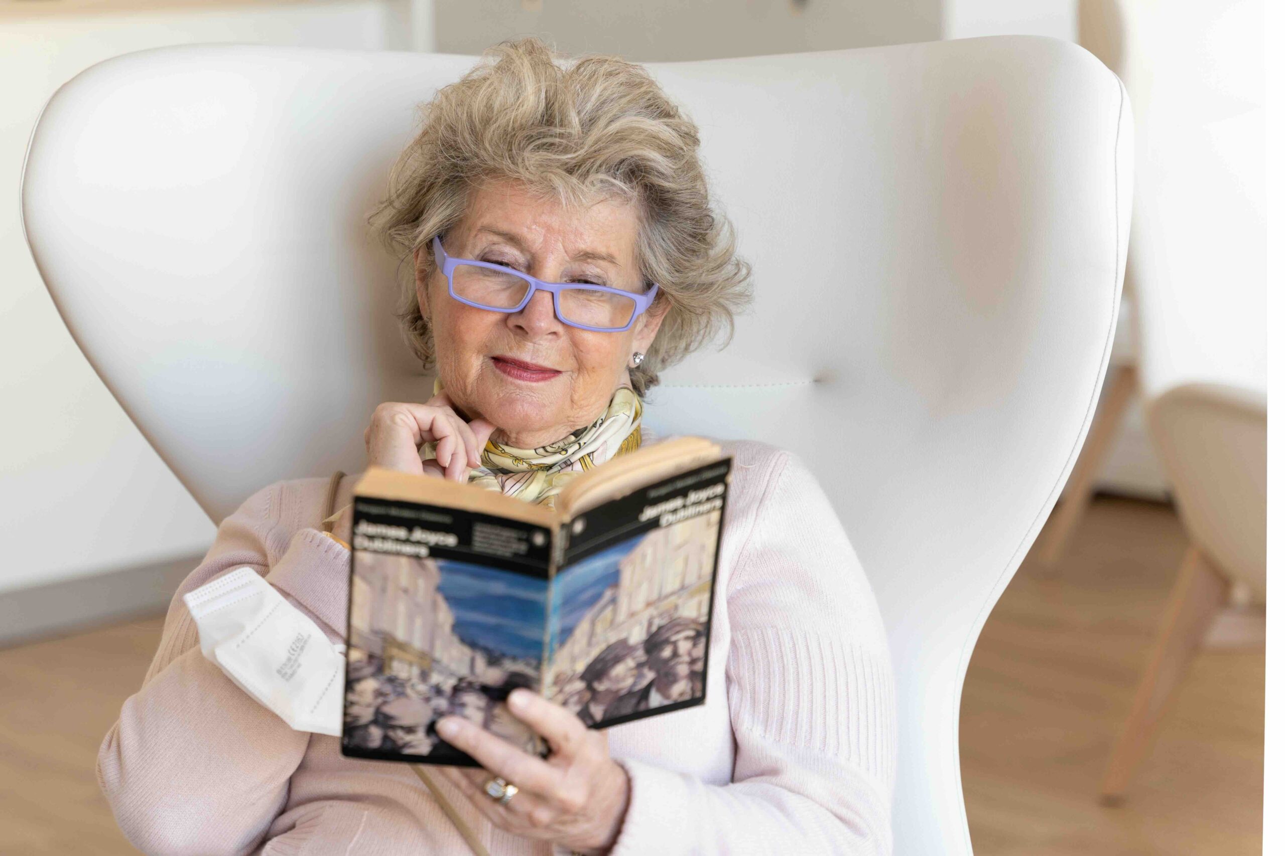 Dr-Christina-Leydolt-Augenaerztin-Wien-Alterssichtigkeit 1